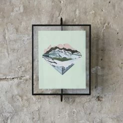 Umbra Phantom Photo Display 9 Umbra Phantom Photo Display