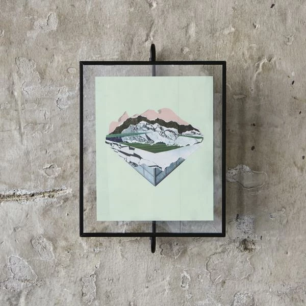 Umbra Phantom Photo Display 6 Umbra Phantom Photo Display