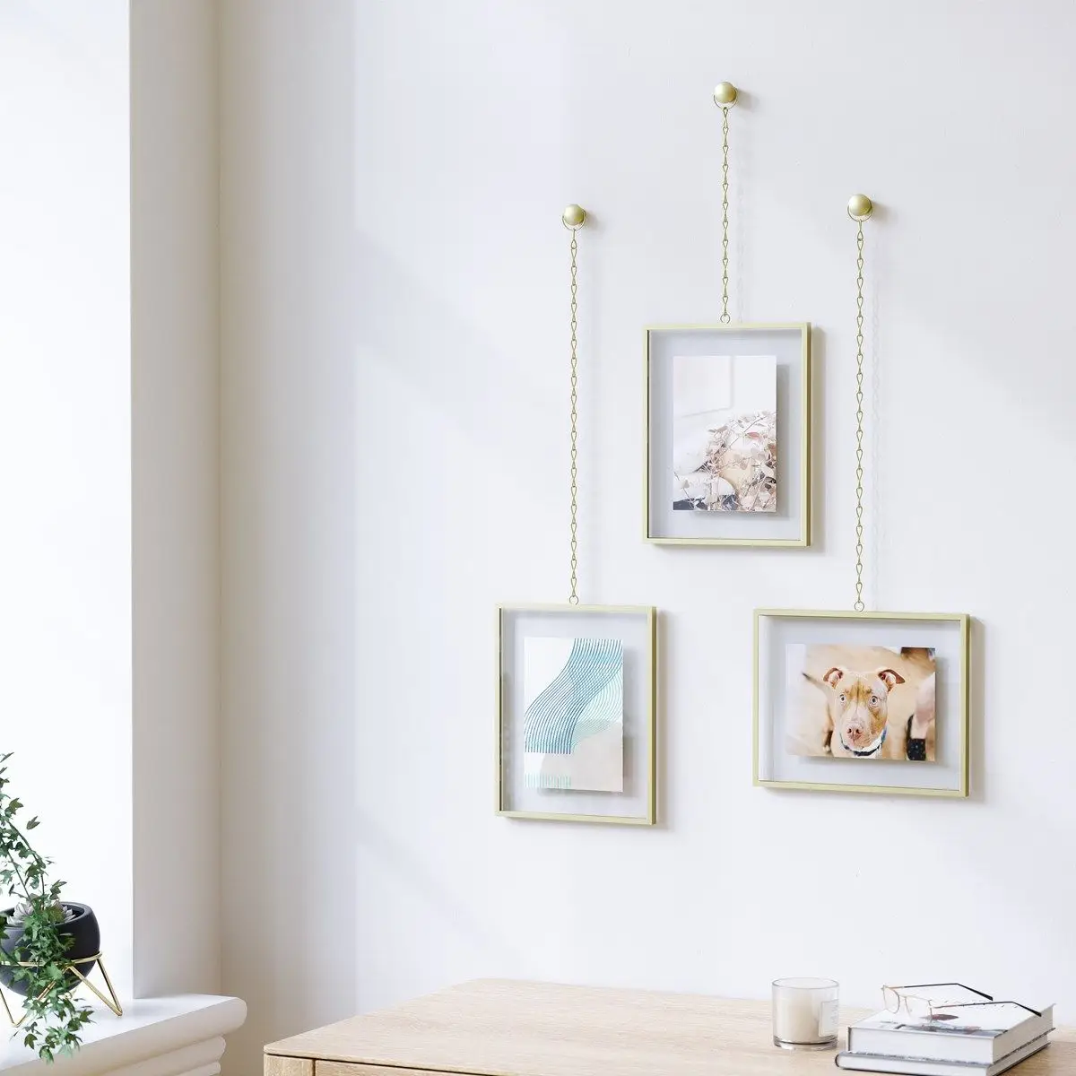Umbra Set De 3 Cadres À Suspendre Fotochain 13x18 Doré Mat 5 Umbra Set De 3 Cadres À Suspendre Fotochain 13x18 Doré Mat
