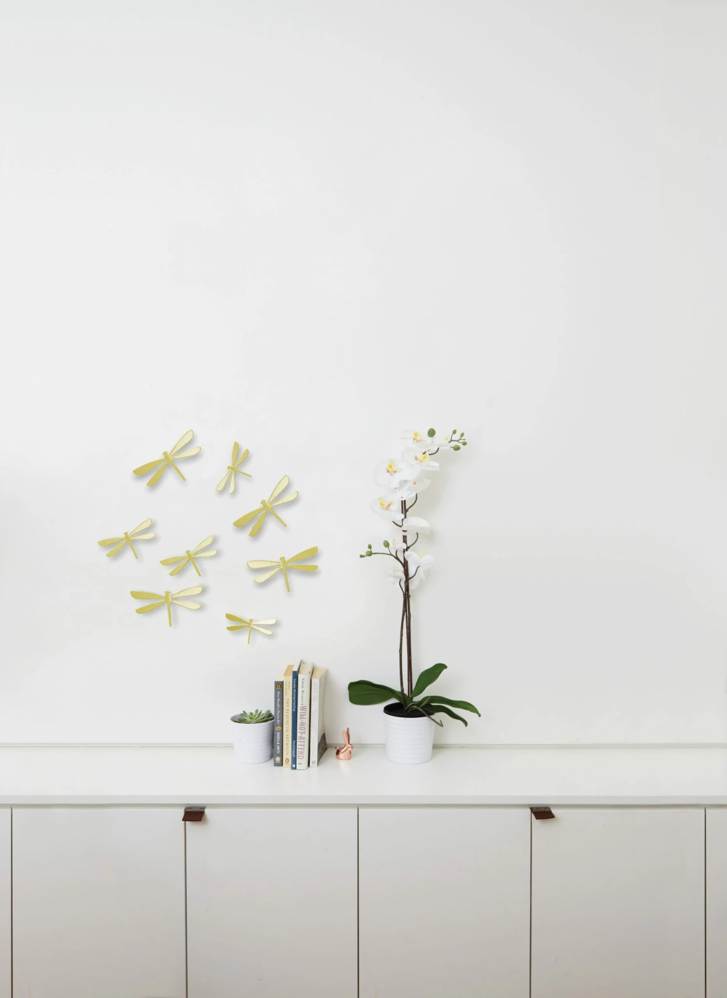 Umbra Set of 8 Brass Wallflutter Dragonfly Wall Display 4 Umbra Set of 8 Brass Wallflutter Dragonfly Wall Display