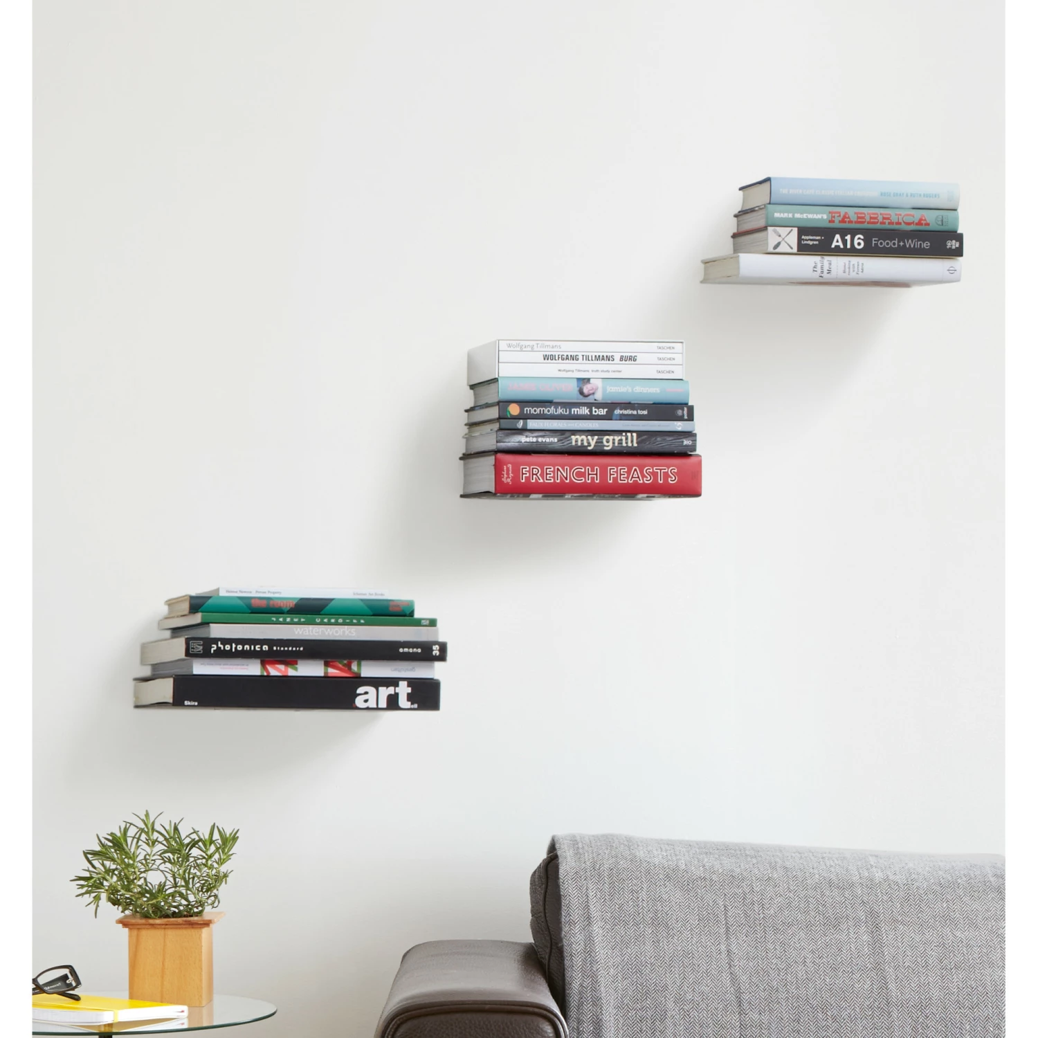 Umbra Set of 3 Small Silver Conceal Floating Bookshelves 4 Umbra Set of 3 Small Silver Conceal Floating Bookshelves