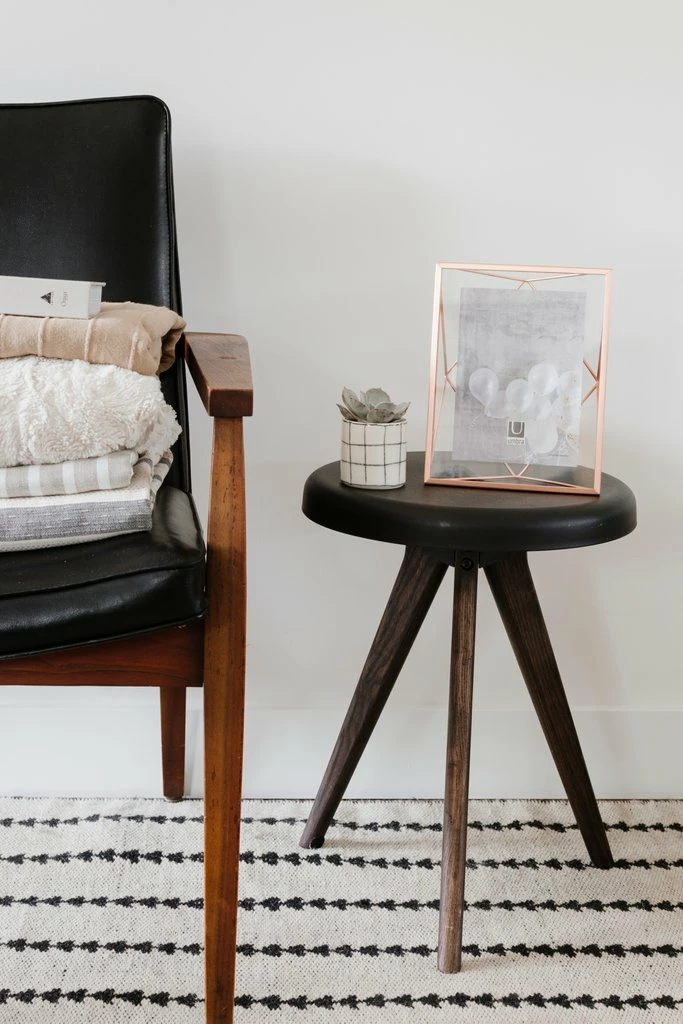 Umbra 5 x 7cm Copper Prisma Photo Frame 5 Umbra 5 x 7cm Copper Prisma Photo Frame