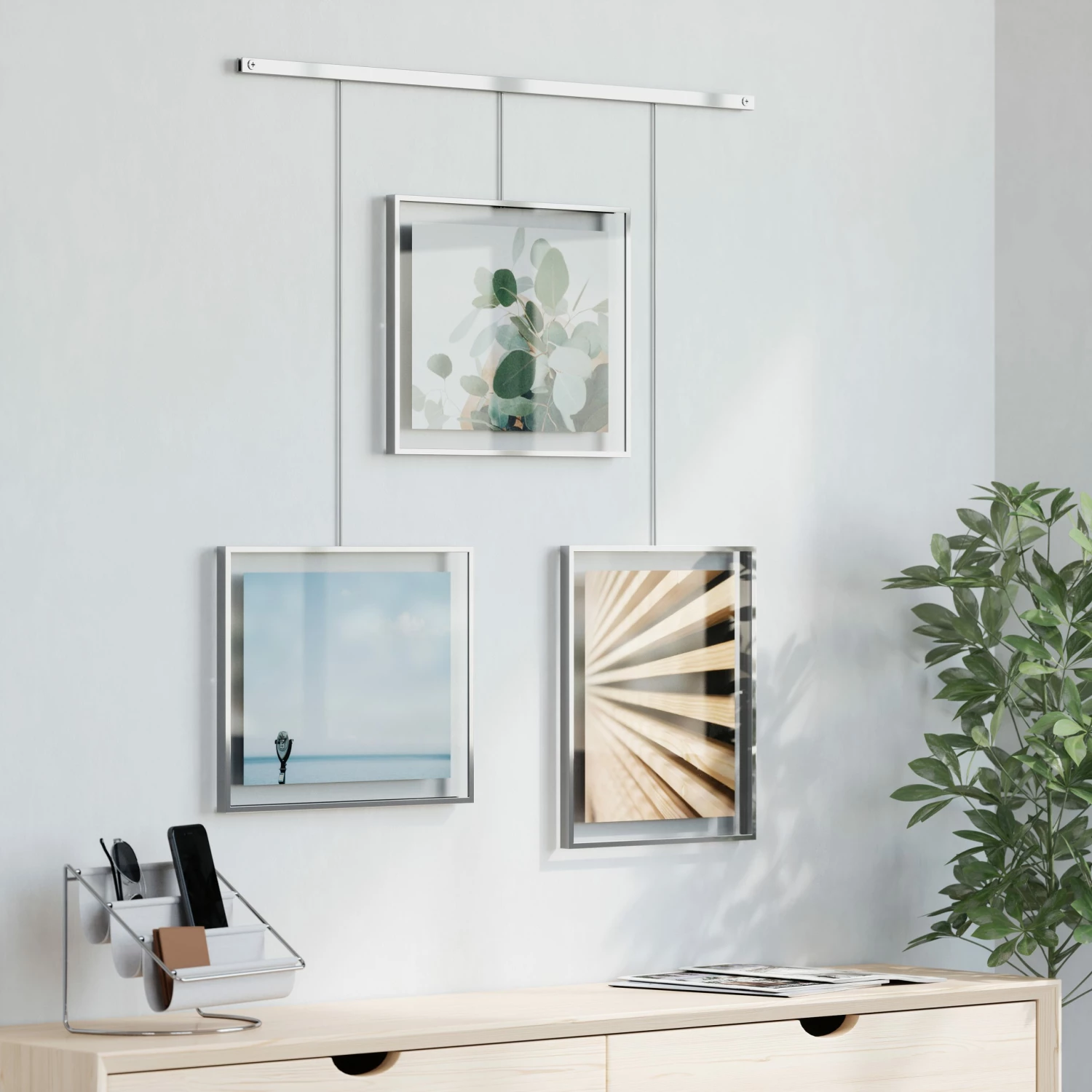 Umbra Chrome Exhibit 3OP Photo Display Multi Frame 8 Umbra Chrome Exhibit 3OP Photo Display Multi Frame