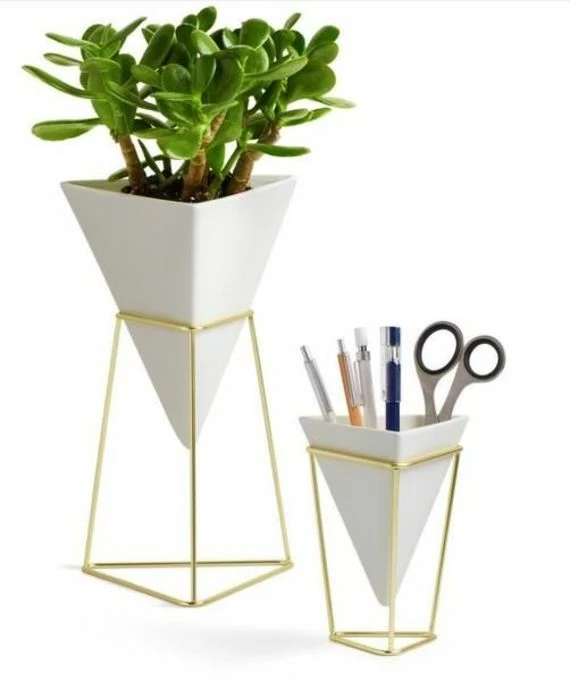 Umbra White & Brass Set Of 2 Trigg Desk Set 3 Umbra White & Brass Set Of 2 Trigg Desk Set