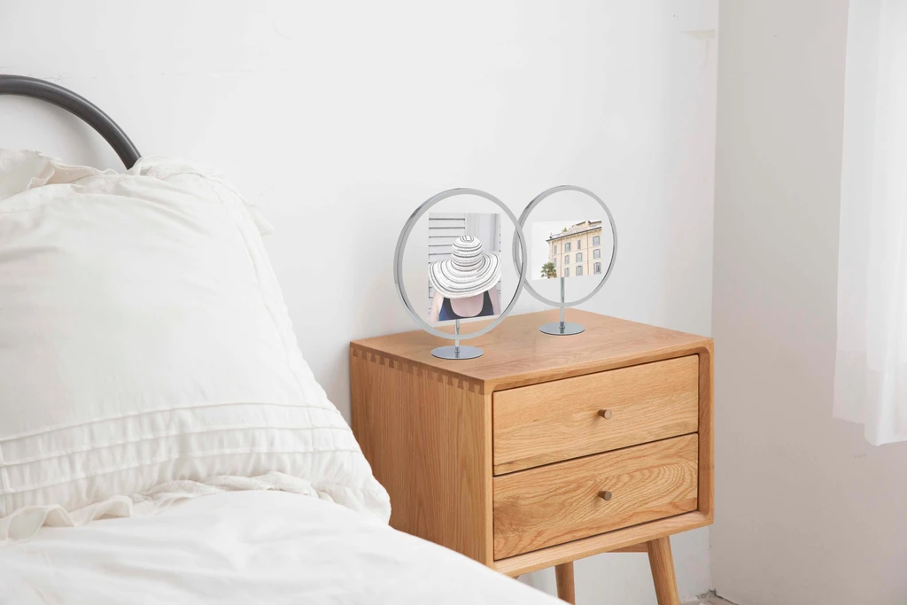 Umbra 13 x 18cm Chrome Infinity Photo Frame 4 Umbra 13 x 18cm Chrome Infinity Photo Frame